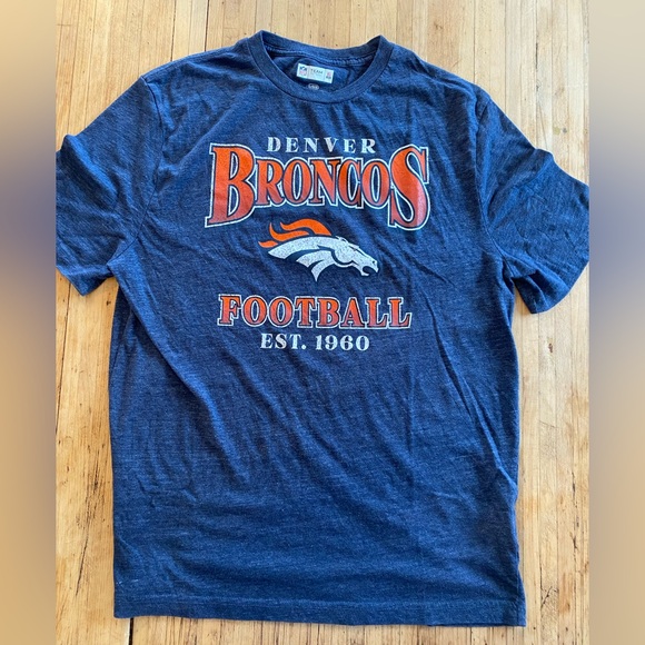 Denver Broncos Blue T-Shirt - Picture 1 of 3